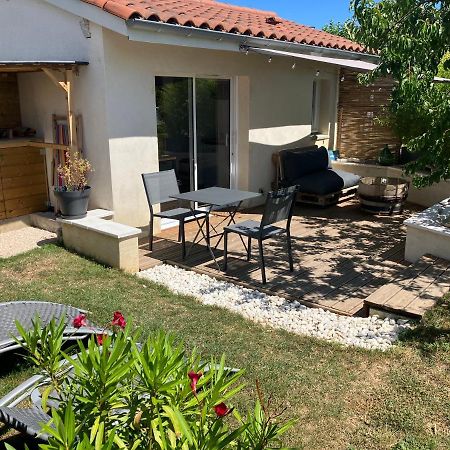 Gite Bambou Avec Piscine Saint-Andeol-le-Chateau 외부 사진